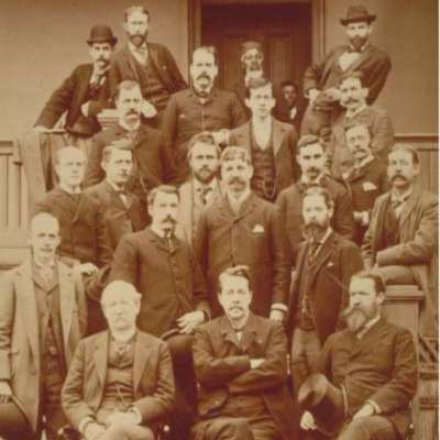 old photograph of group of individuals from the school of pharmacy in 1894